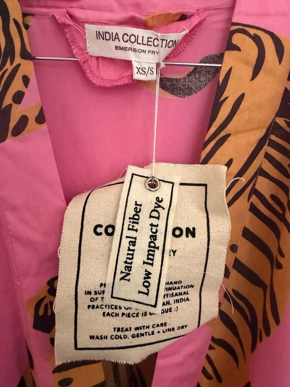 Emerson Fry India Collection Hand-Printed Pink Tiger Cotton Kimono Robe - Picture 3 of 12